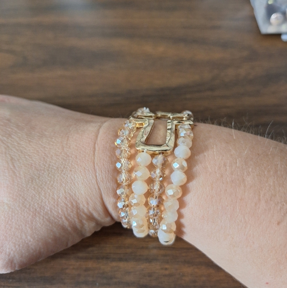 Inspirational bracelet beaded boutique cross bracelet - Picture 3 of 6